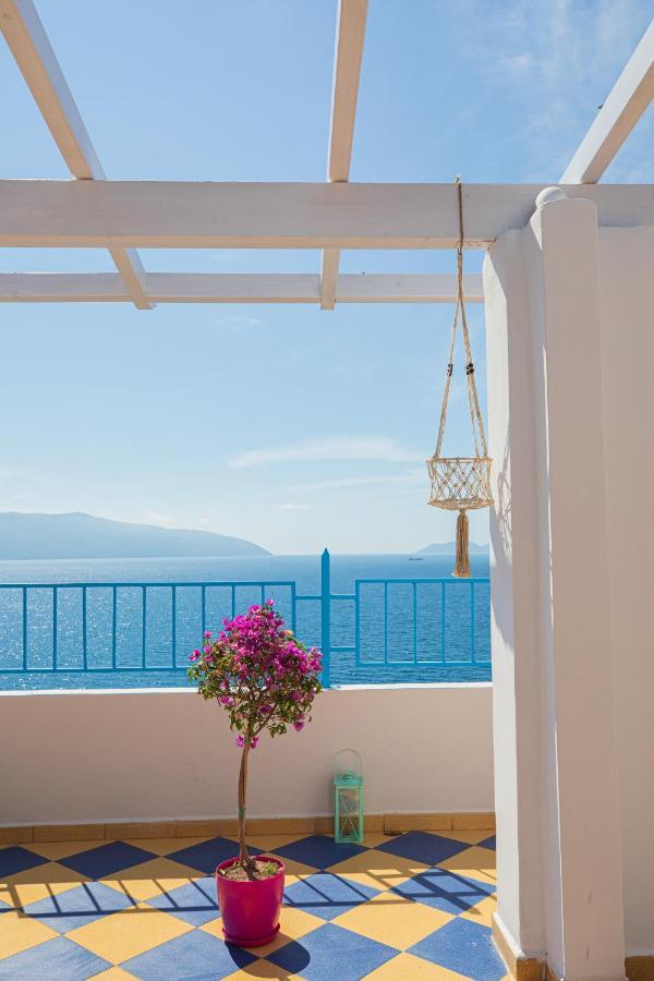 Villa Gaudium Radhime Exterior photo